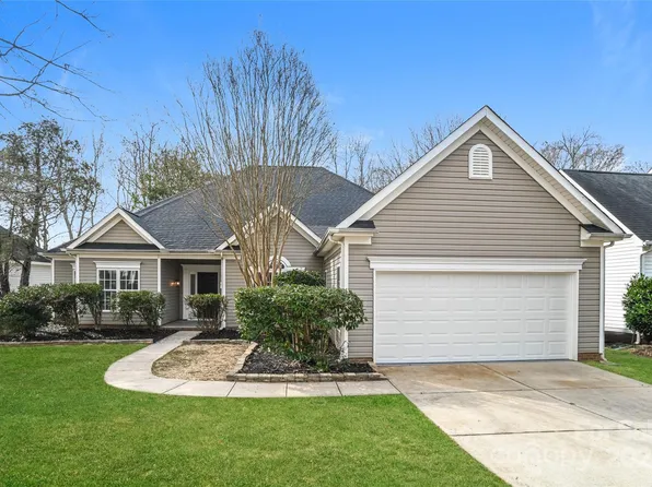 9410 Mitchell Glen Dr, Charlotte, NC 28277