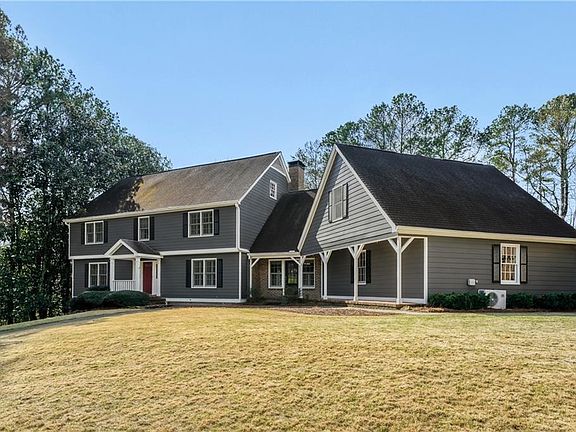 2nd image of 2108 Forestglade Dr