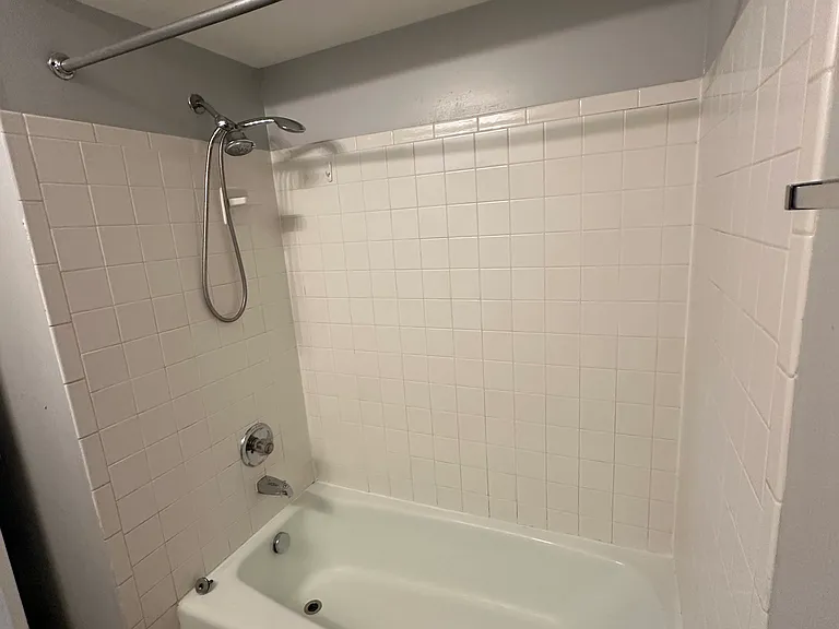 1529 Sheffield Ave #1529 — Photo 18
