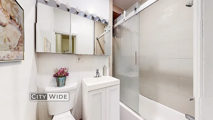 Rented by City Wide Apartments | media 6