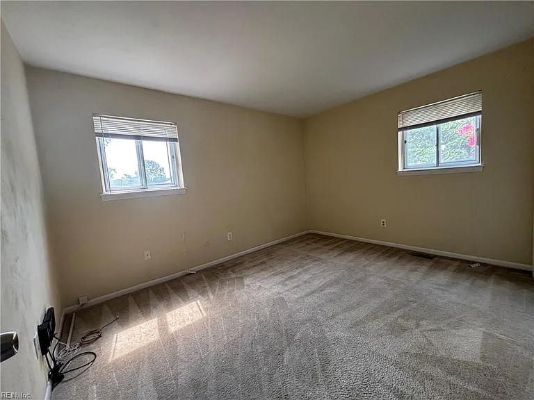 441 Woodlake Rd — Photo 22