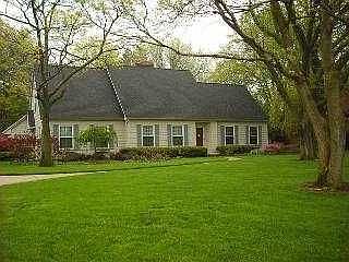 2nd image of 29592 Duxbury Ln