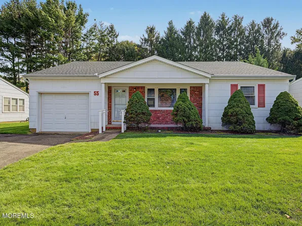 55 Northumberland Drive, Toms River, NJ 08757