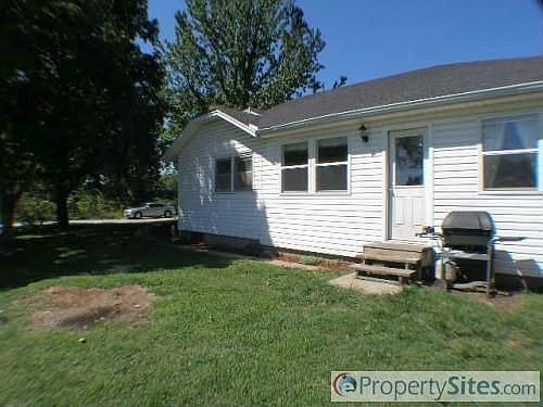 4th image of 111 Falconer St