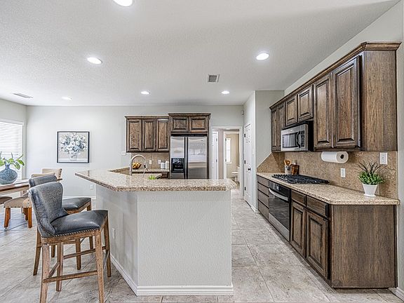5th image of 5610 San Saba Ave