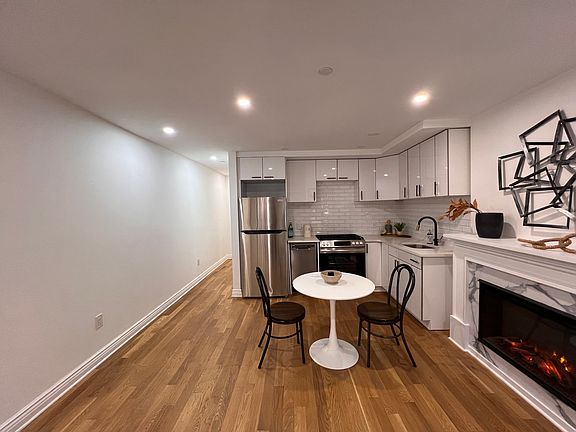 4th image of 237 Saint James Pl #1A
