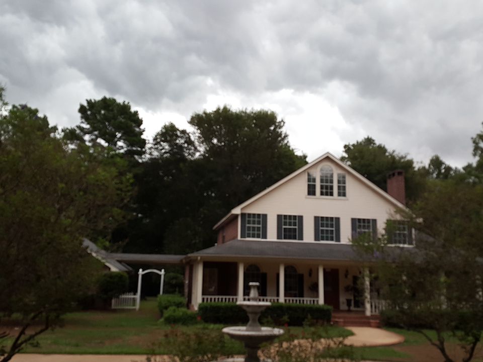 1st image of 151 Creekway Dr