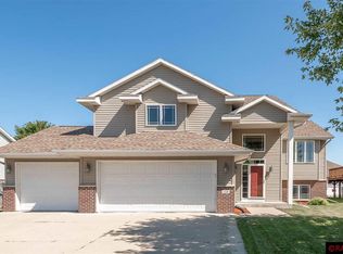 108 Lynx Ln, Mankato, MN 56001