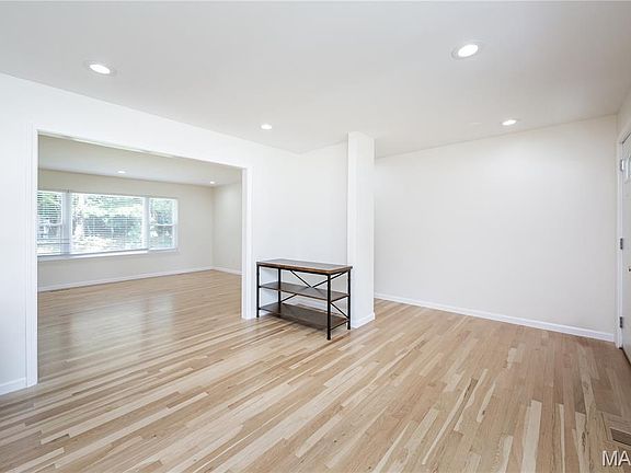 5th image of 1223 Cedar Ridge Dr