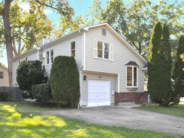 123 Olcott Avenue, Croton-on-Hudson, NY 10520