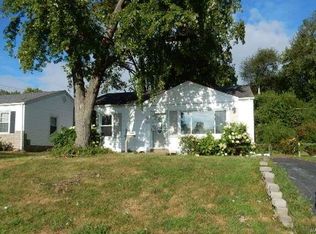 3207 Saint Joachim Ln, Saint Ann, MO 63074