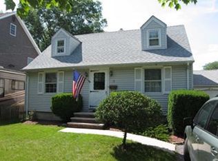 55 Orchard St, Pompton Lakes, NJ 07442