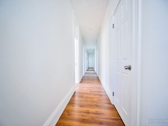 3rd image of 205-207 Boylston St