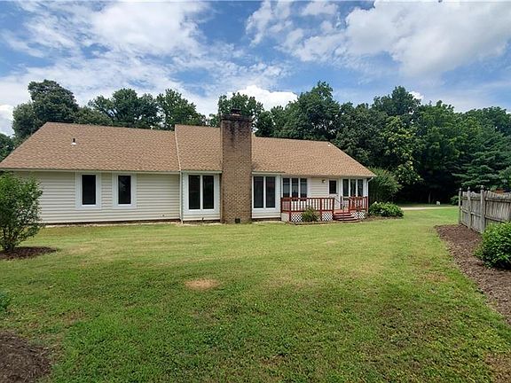4th image of 1367 Whitehall Dr