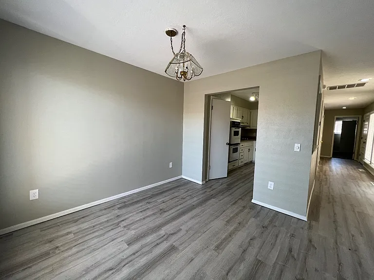 1902 Three Stars Rd — Photo 12