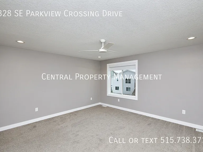 2328 SE Parkview Crossing Dr — Photo 10