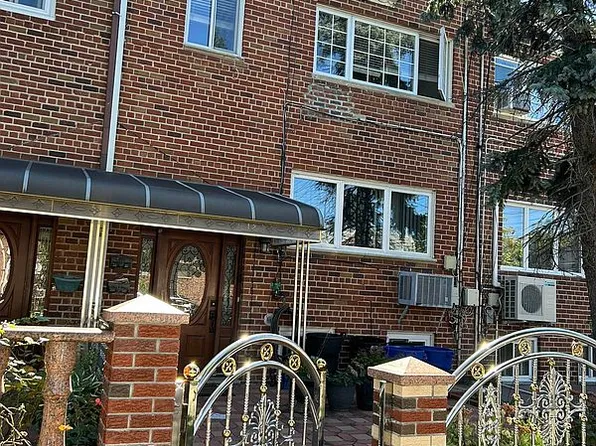 12 Paerdegat 13 St, Brooklyn, NY 11236