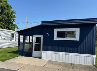 99 Tracy Pkwy, Buffalo, NY 14218