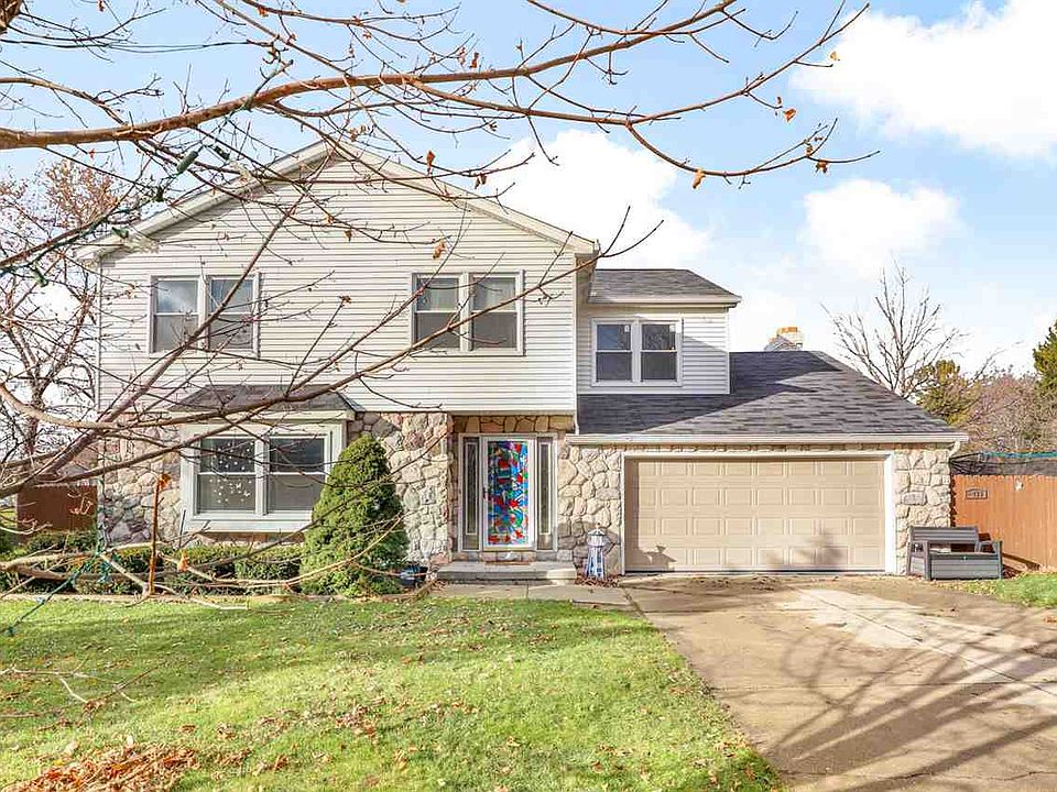 1st image of 3323 Wintergreen Dr E