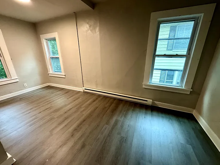 82 Bracewell Ave #2 — Photo 8