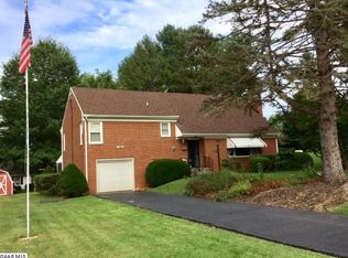 107 Court Rd, Waynesboro, VA 22980