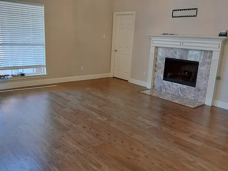 8001 Case Dr — Photo 98
