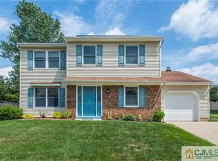 48 Roxy Ave, Edison, NJ 08820