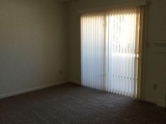 5th image of 1250 Pioneer Ave APT 18