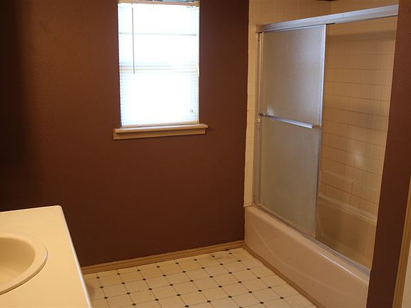 5th image of 511 N Schley Ave