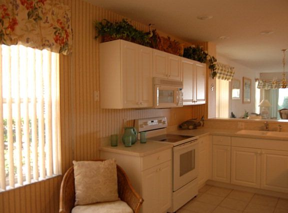 4th image of 3651 S Central Ave Unit 106