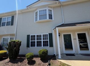 2345 Vineyard Dr #E5, Greenville, NC 27858