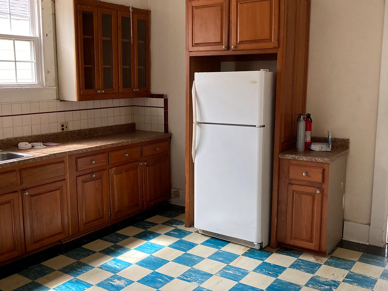 2 bed, 1200 sqft, $1,660 — Photo 3