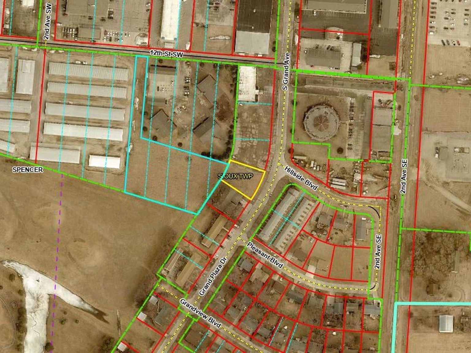 1307 Grand Plaza Dr, Spencer, IA 51301 Zillow