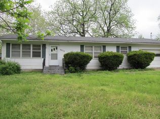 3215 S Ferguson Ave, Springfield, MO 65807