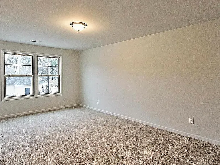 Flat Ford Rd — Photo 12