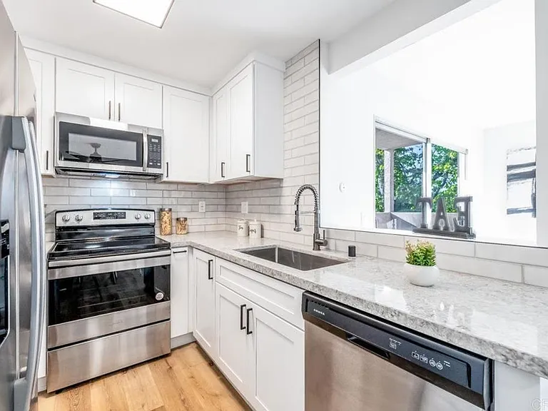 3435 Capalina Rd #2 — Photo 2
