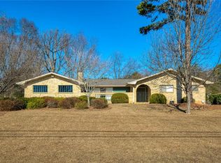 2850 Peeler Rd, Dunwoody, GA 30360