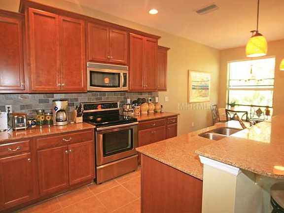 3rd image of 11390 Bertolini Dr