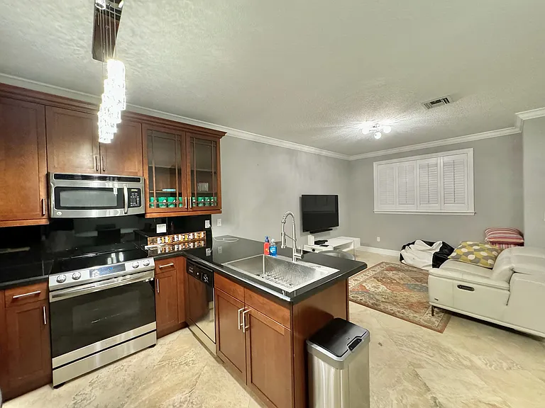 853 S Ocean Blvd — Photo 10