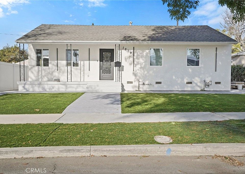 1st image of 1239 N Reese Pl