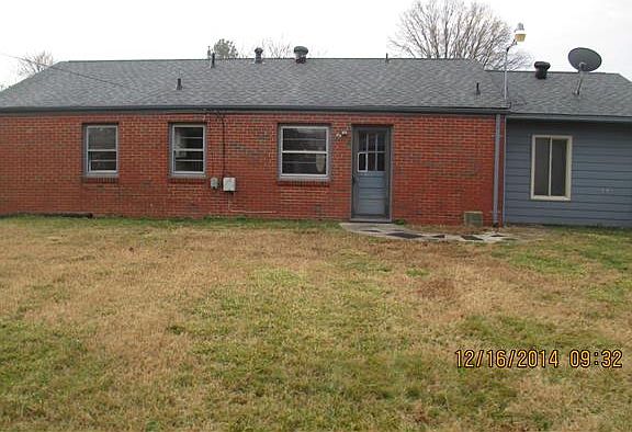 2nd image of 1704 N Battery Dr