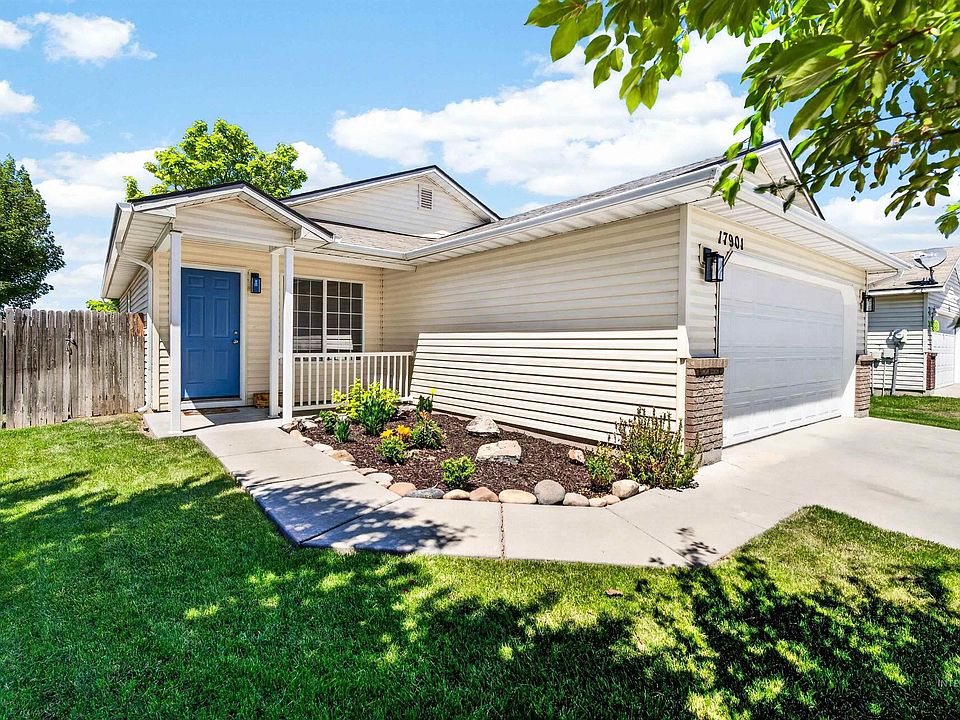 1st image of 17901 Monarch Way