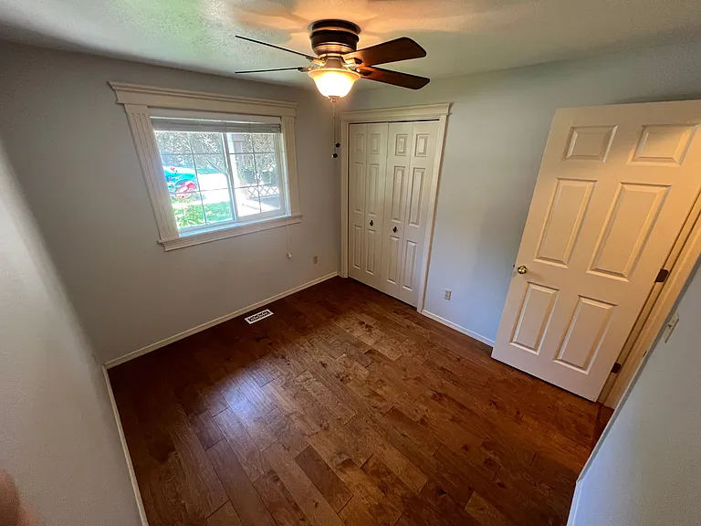 3578 S North Church Ave — Photo 19