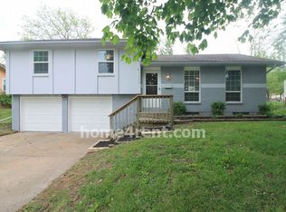 1429 W Ferrel Dr, Olathe, KS 66061