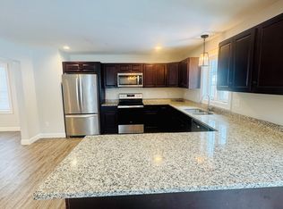 (Undisclosed Address), Bristol, RI 02809