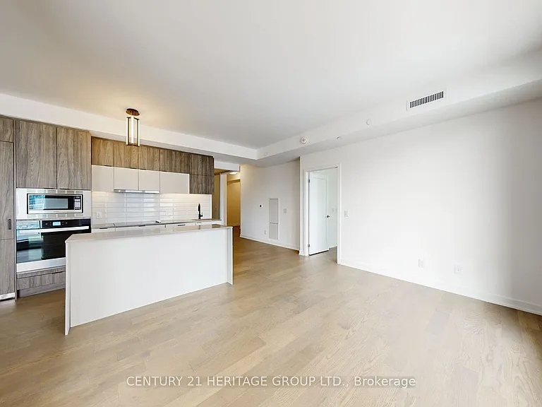 8888 Yonge St #225 — Photo 9