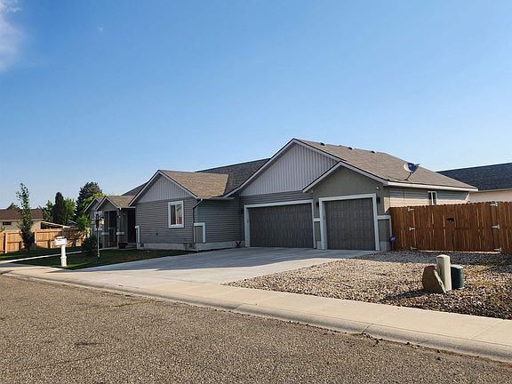 2nd image of 1536 Marie Dr