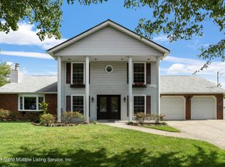 3 Poillon Ave, Staten Island, NY 10312