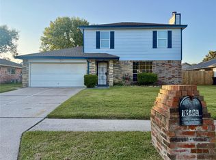 12715 Middlesbrough Ln, Houston, TX 77066