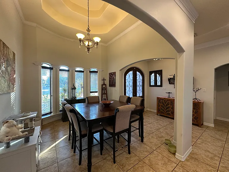 2400 Denton Creek Ave — Photo 12